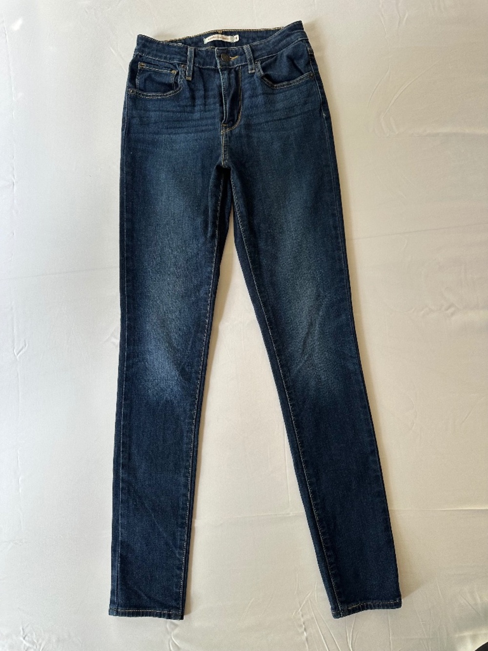 Levi's Premium 721 High Rise Skinny Jeans Dark Wash - Size 24 - Big E